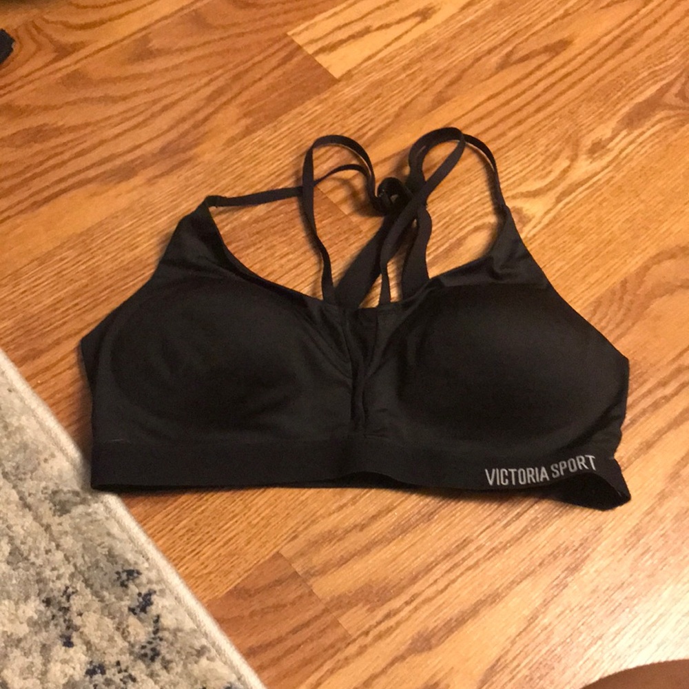Victoria sport brand new bra 34C
